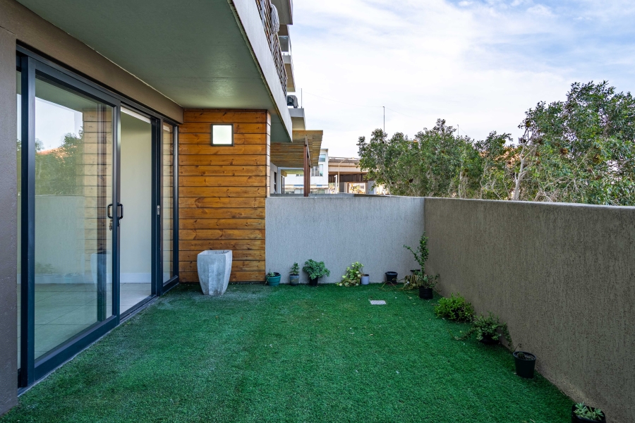 1 Bedroom Property for Sale in Zonnebloem Western Cape